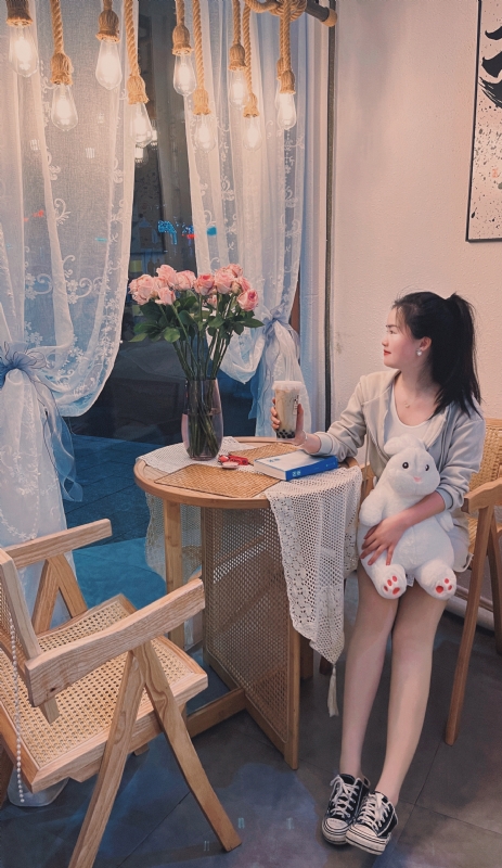 丫头的第五张照片--上杭闪婚服务中心